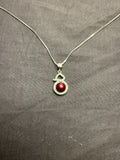 Figure 8 Pearl Pendant w/ Rhinestones